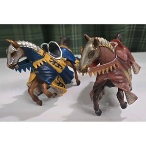 2 - Schleich Knights Rearing Horse Fleur World of History‎ Medieval Kings